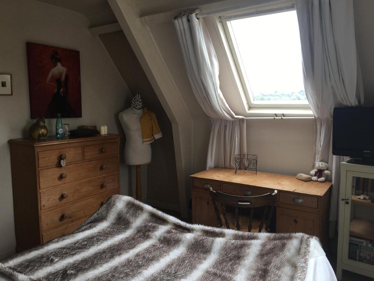 Chambre Vue Mer Dans Maison, เปโรส กีเรค ภายนอก รูปภาพ